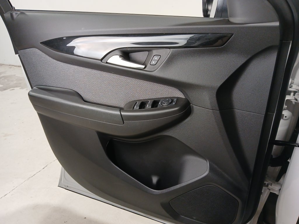 Used 2024 Chevrolet TrailBlazer LS FWD image 28