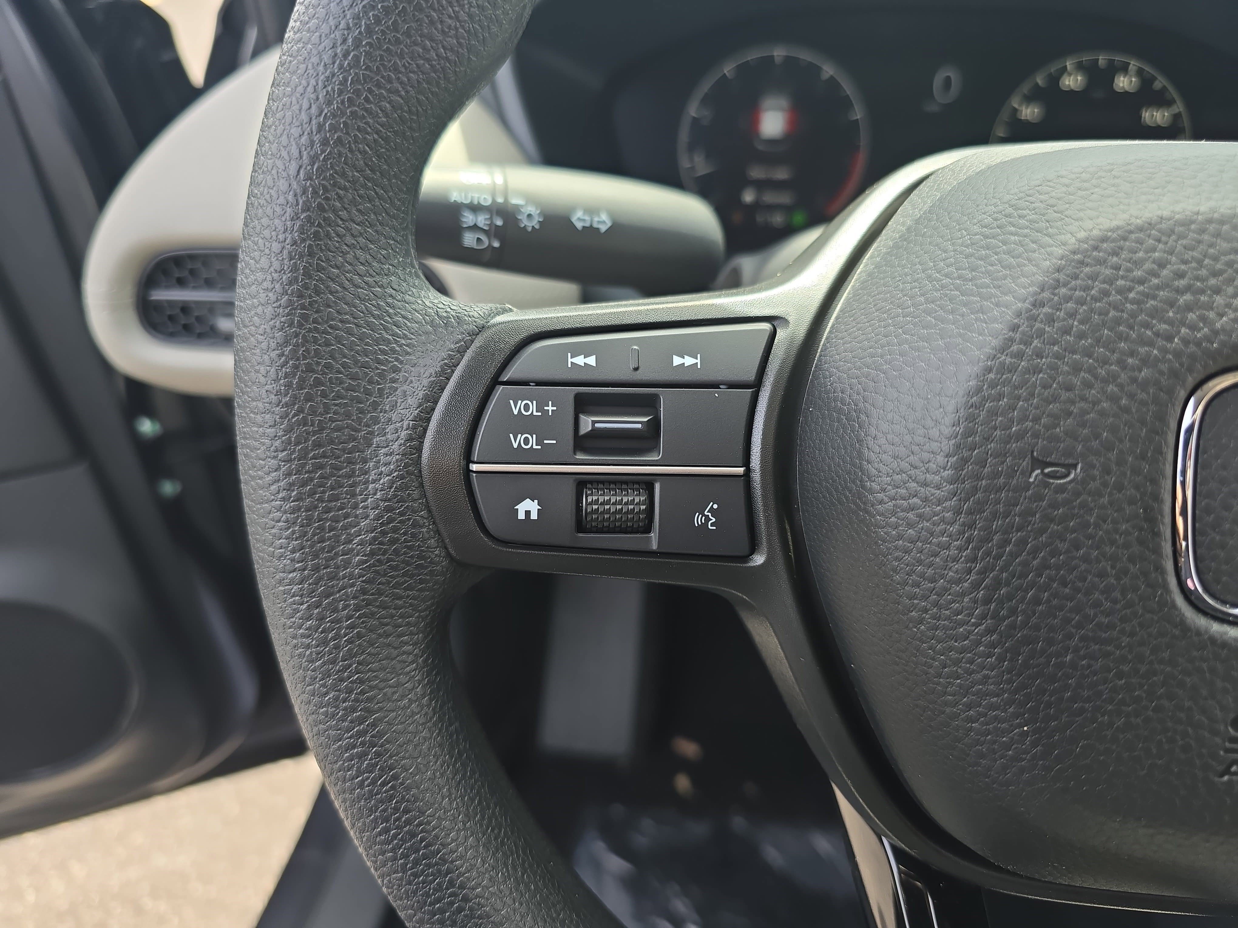 New 2026 Honda HR-V LX image 17