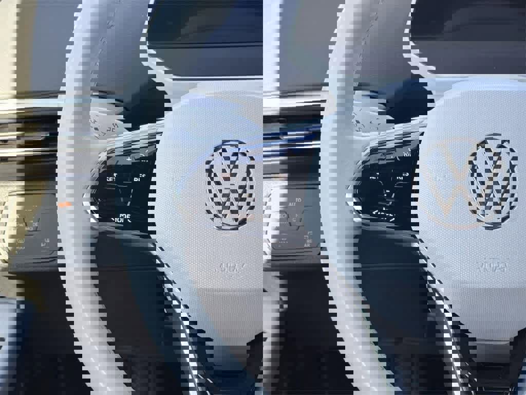 Used 2021 Volkswagen ID.4 1st Edition image 11