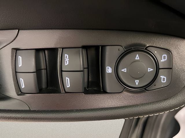 Certified 2025 Buick Encore GX Preferred AWD/4WD image 16