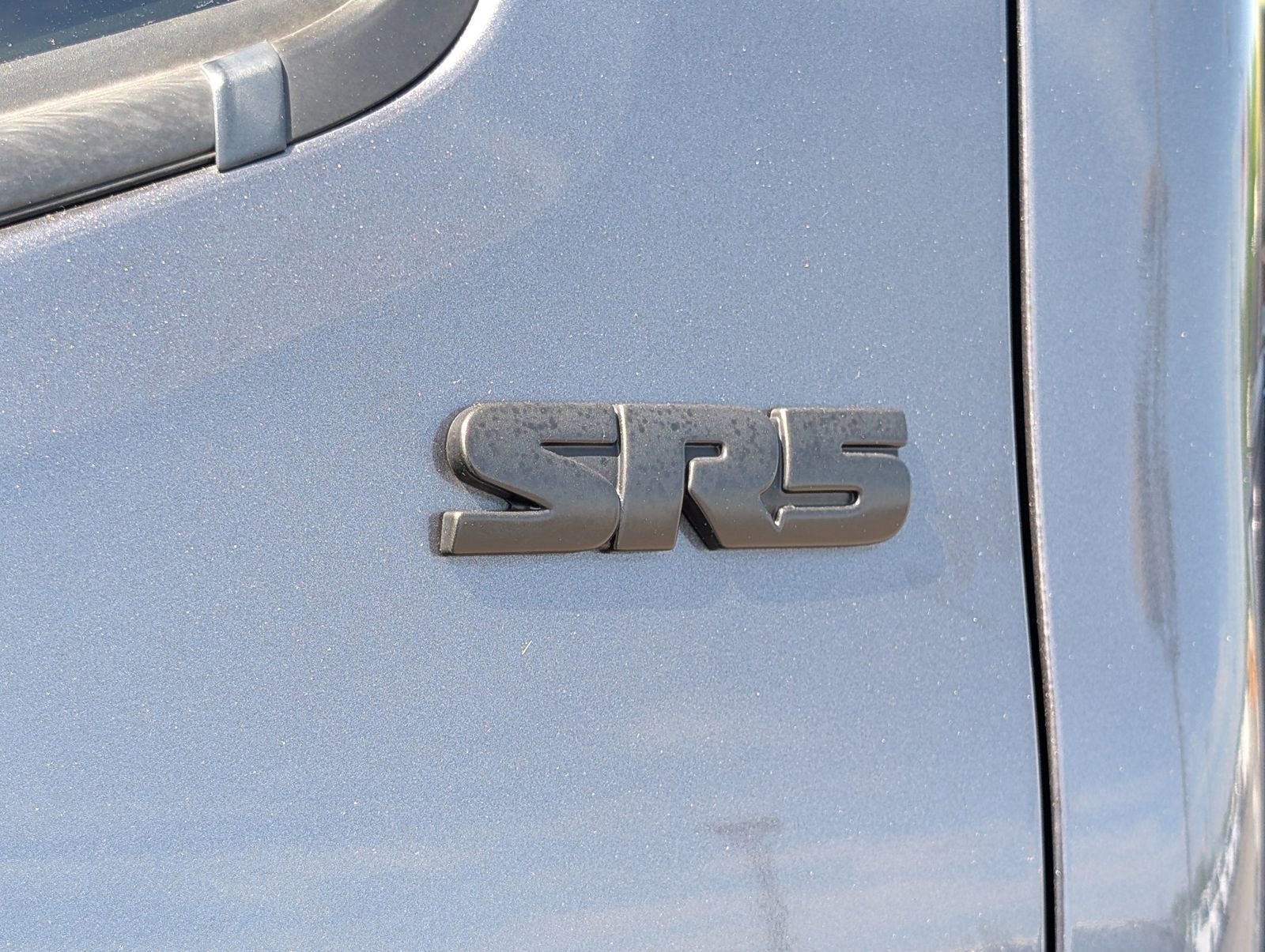 Used 2021 Toyota Tacoma SR5 w/ Blackout Package (TMS) image 5