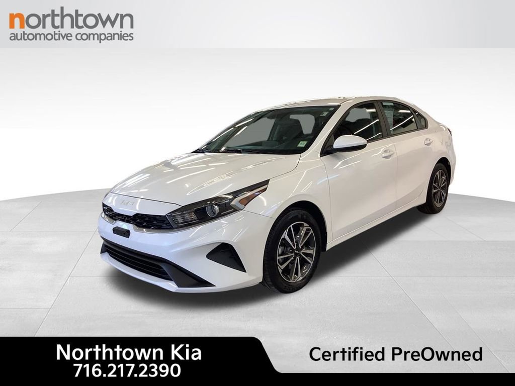 Certified 2023 Kia Forte LXS image 1