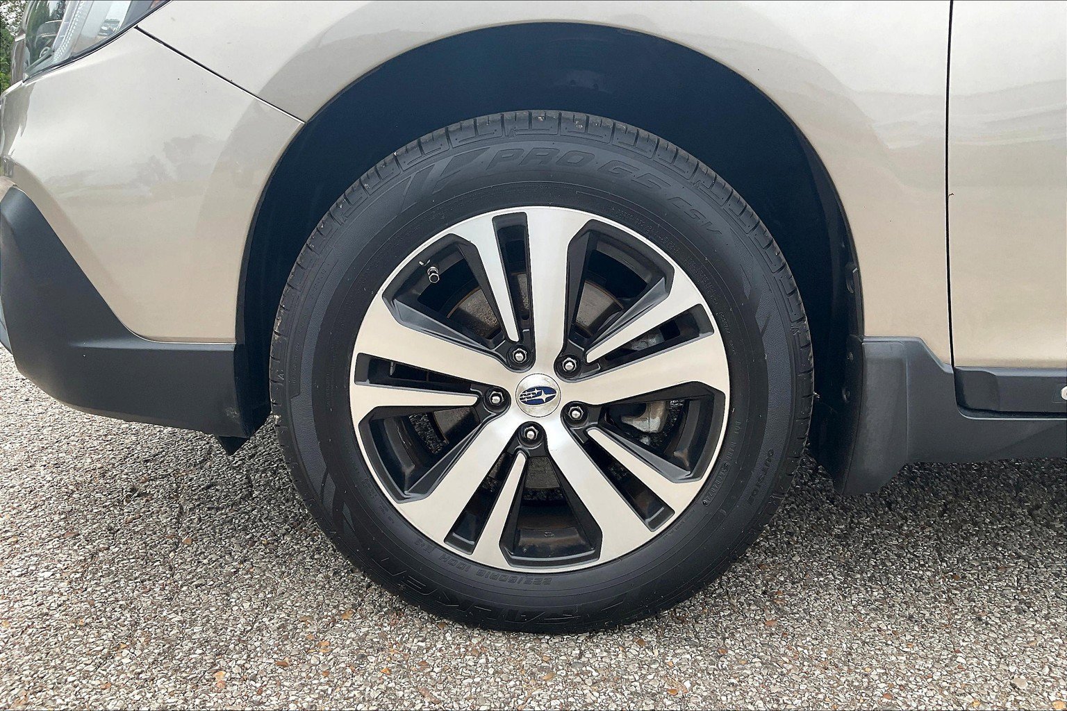 Used 2018 Subaru Outback 2.5i Limited image 10