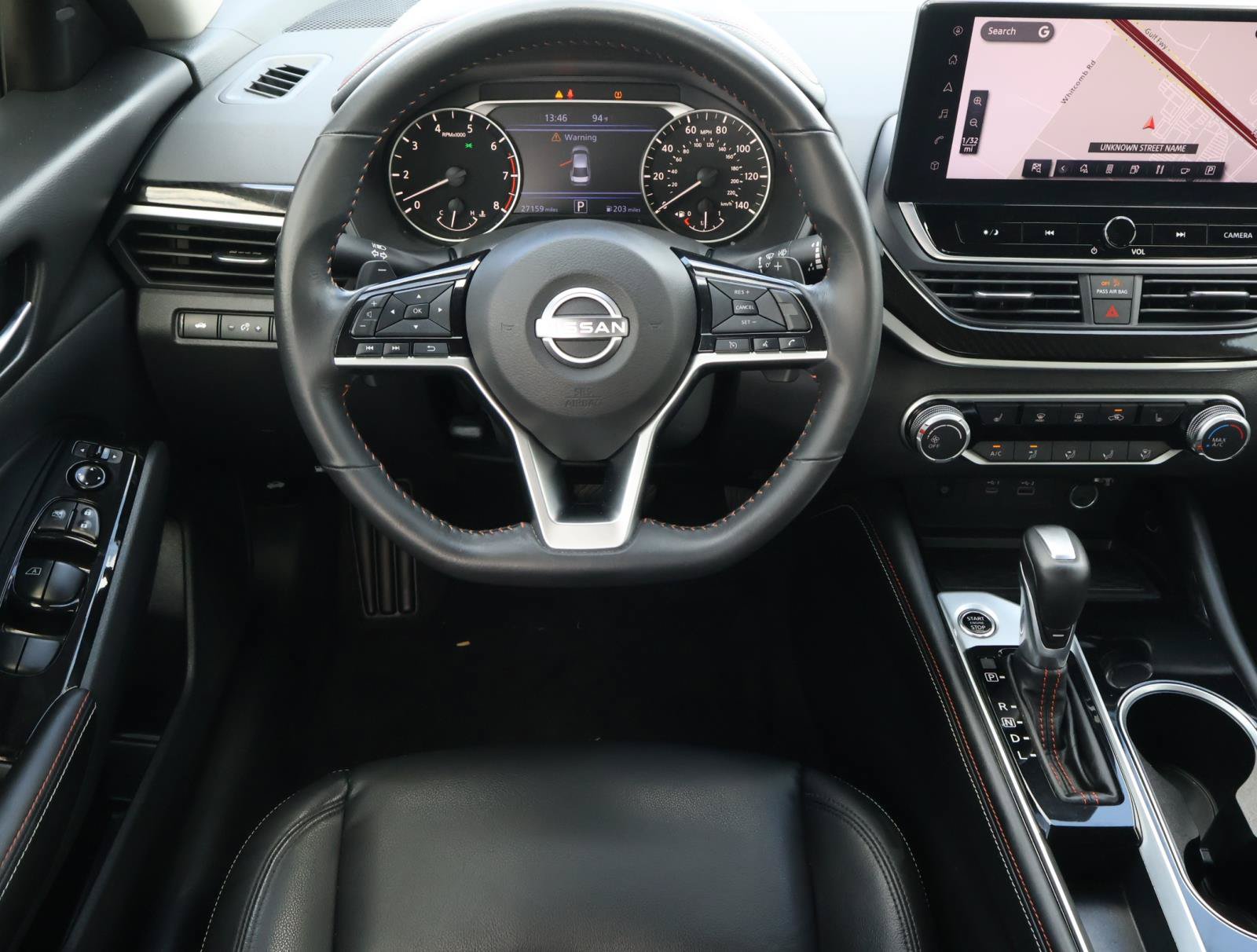 Used 2024 Nissan Altima 2.5 SR w/ SR Premium Package FWD image 9