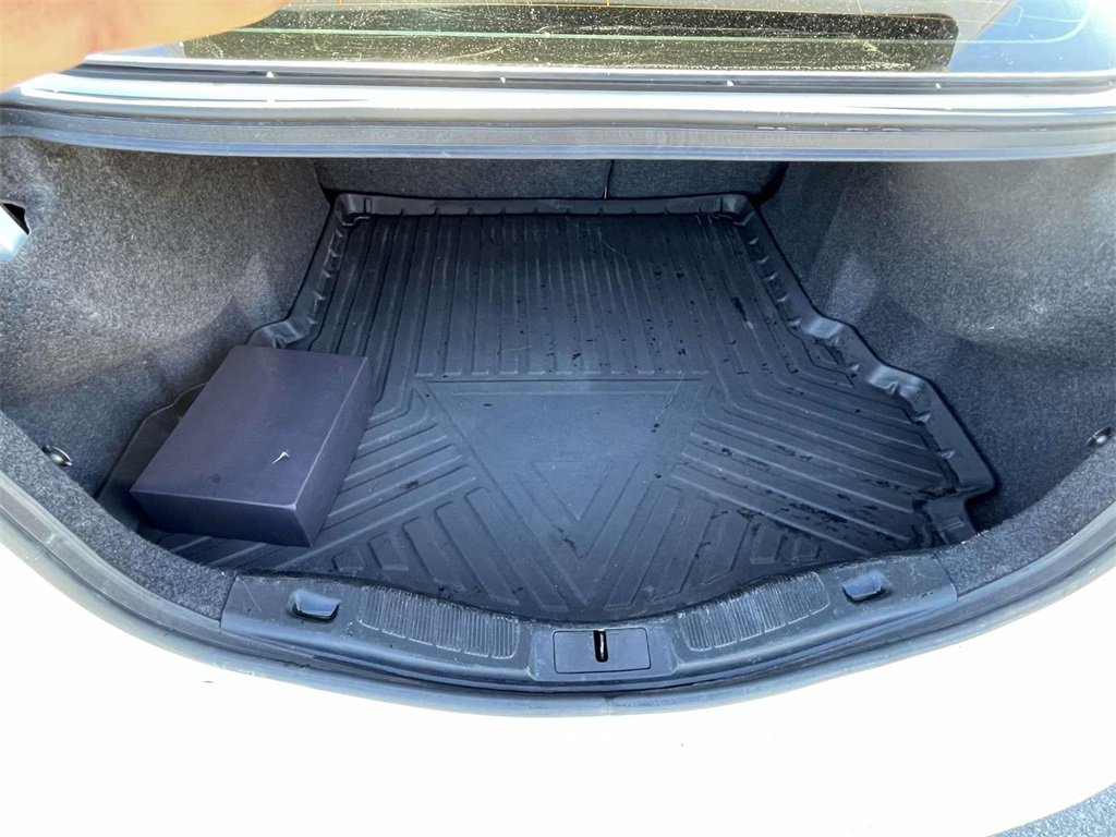 Used 2020 Ford Fusion SEL image 9