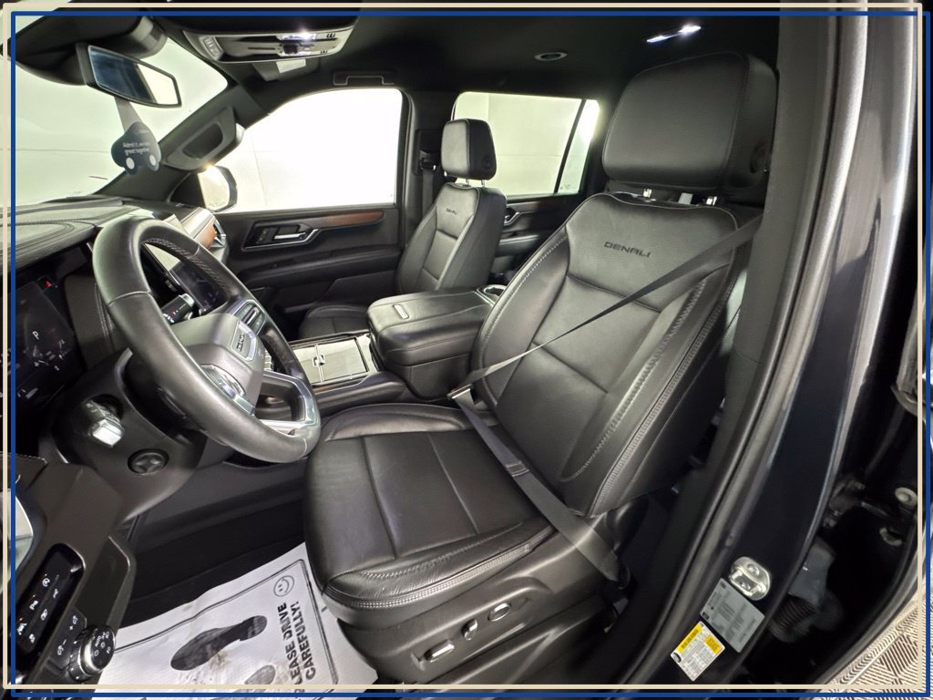 Certified 2025 GMC Yukon XL Denali AWD/4WD image 28