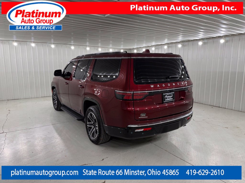 Used 2022 Jeep Wagoneer Series III AWD/4WD image 3