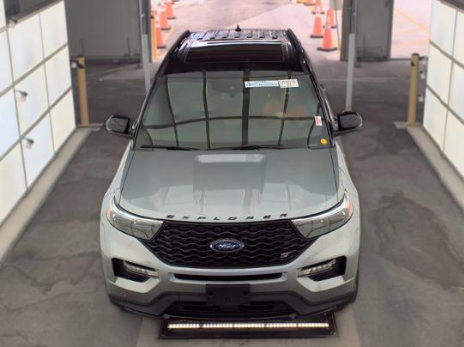 Used 2022 Ford Explorer ST w/ Equipment Group 401A AWD/4WD image 2