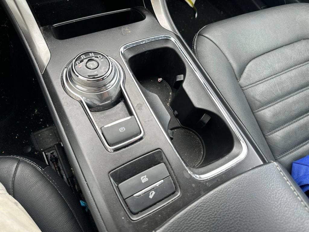 Used 2018 Ford Fusion SE w/ Equipment Group 602A FWD image 26