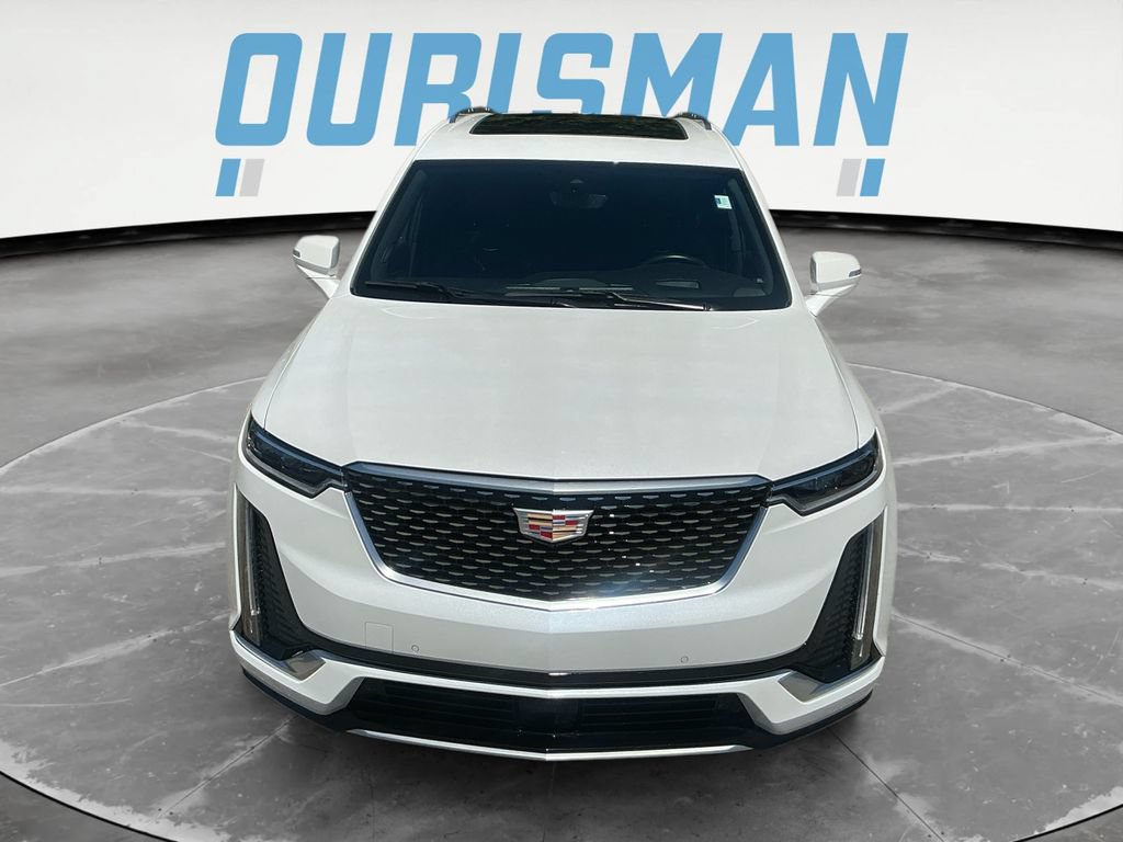 Used 2025 Cadillac XT6 Premium Luxury w/ Platinum Package AWD/4WD image 9