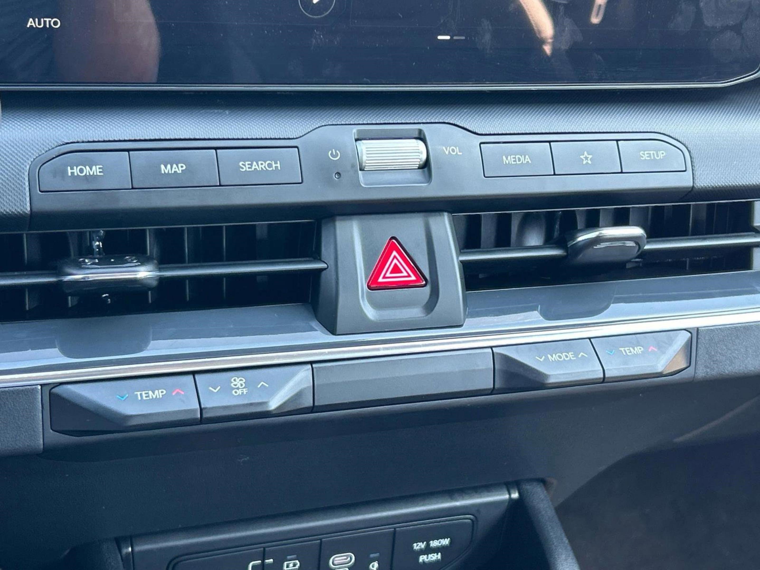 New 2025 Kia K4 EX image 25