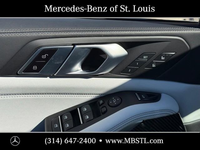 Used 2023 BMW X5 M50i w/ Executive Package image 18