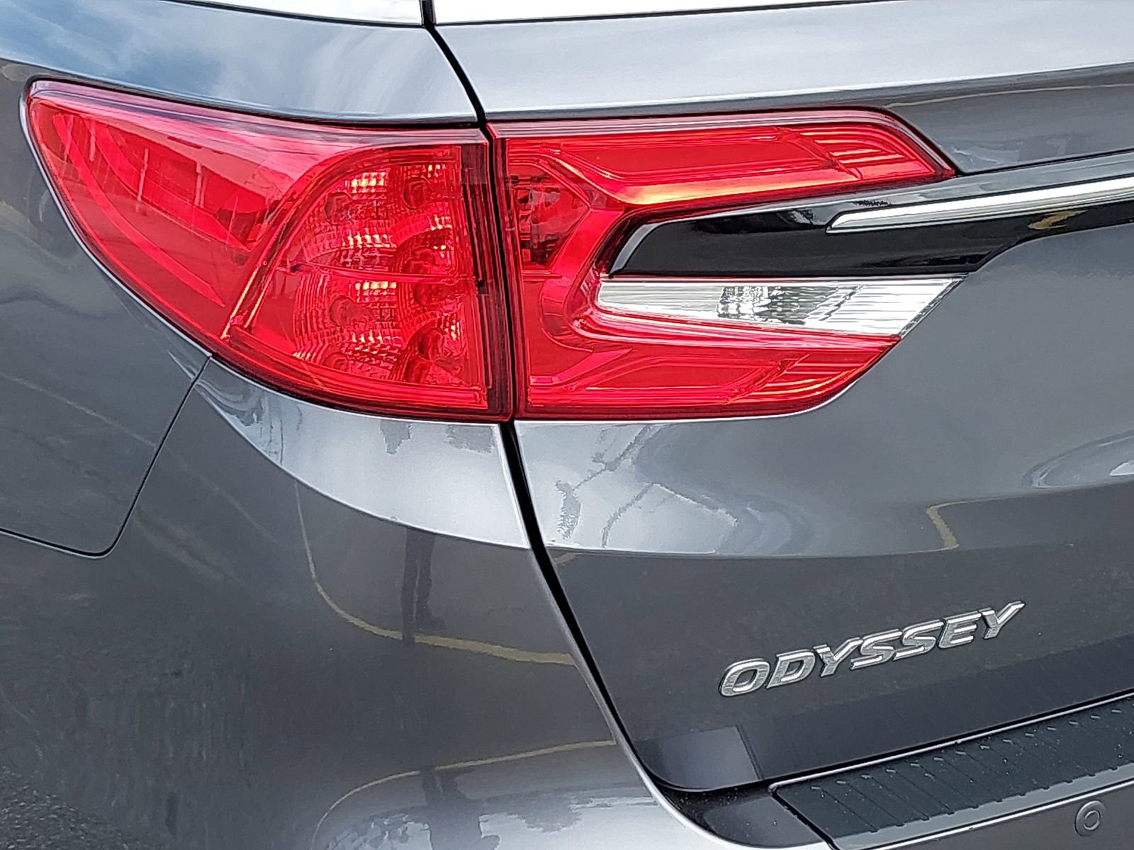 Certified 2024 Honda Odyssey Touring image 35