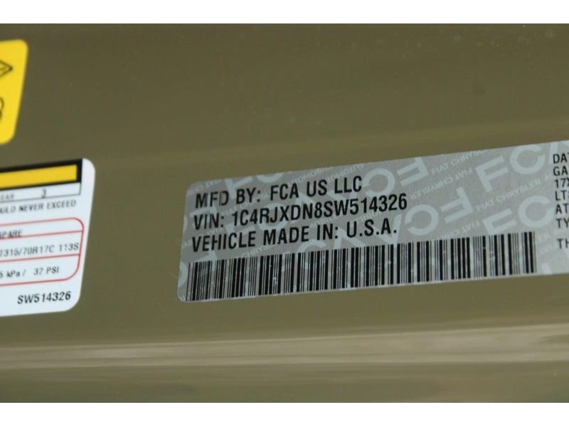 Used 2025 Jeep Wrangler Unlimited Sport AWD/4WD image 22