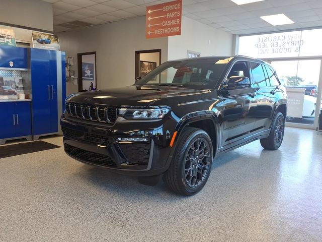 New 2027 Jeep Grand Cherokee Summit w/ Obsidian Package AWD/4WD image 3