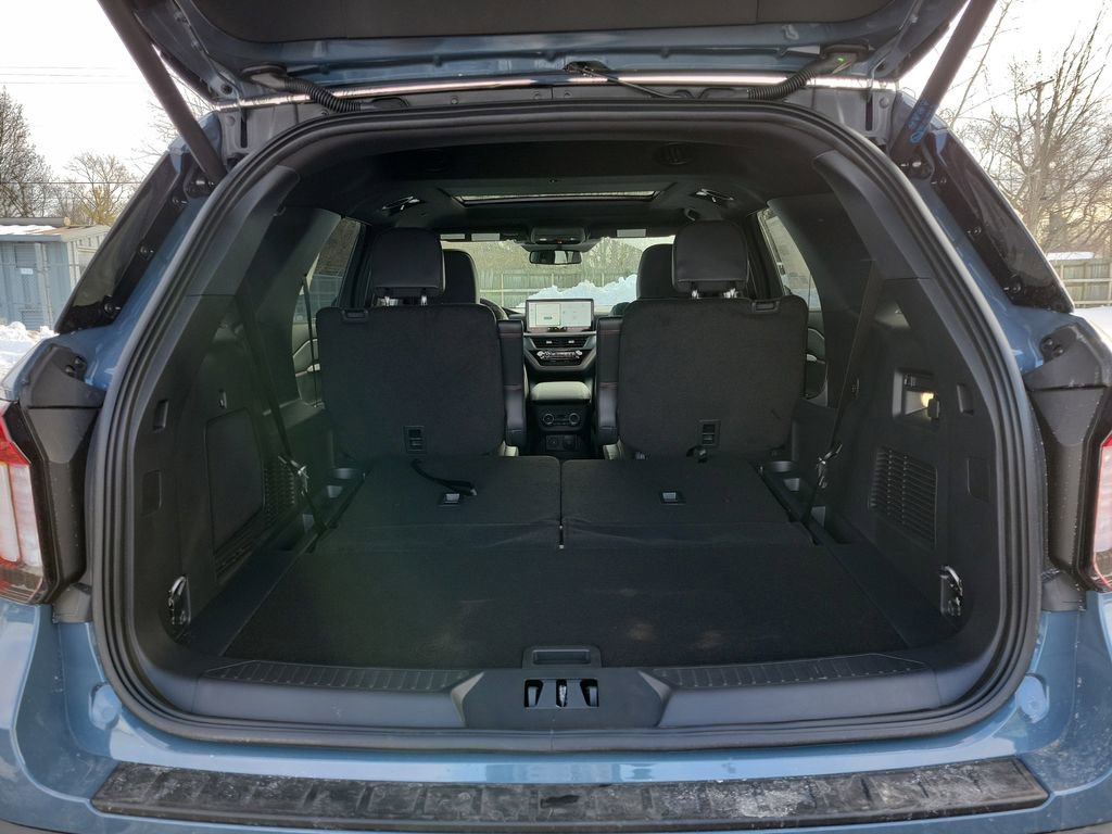 New 2026 Ford Explorer ST-Line w/ ST-Line Street Pack image 10