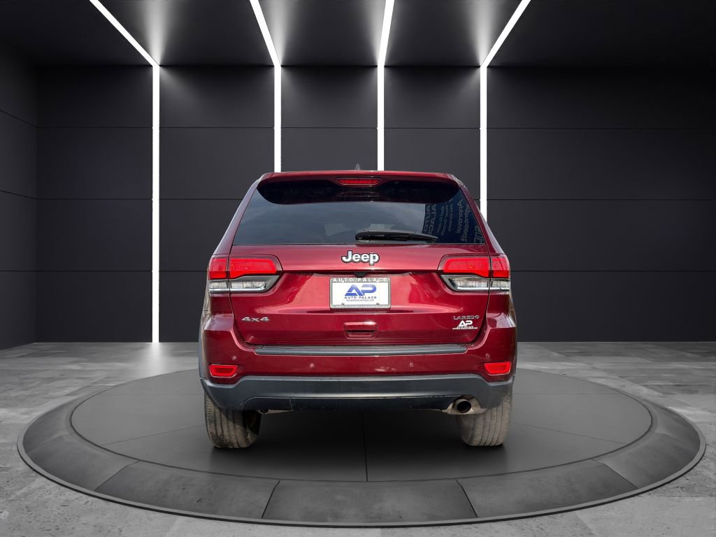 Used 2021 Jeep Grand Cherokee Laredo image 5