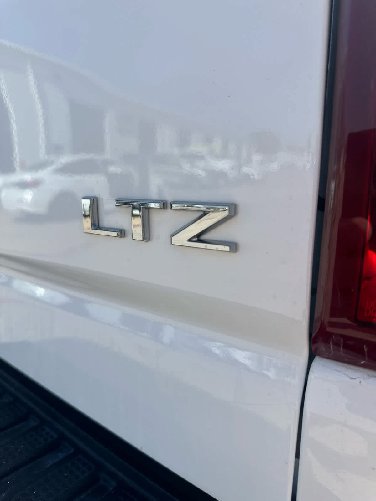 Used 2021 Chevrolet Silverado 2500 LTZ AWD/4WD image 14