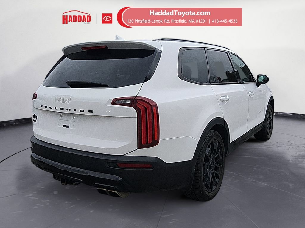 Used 2022 Kia Telluride EX w/ EX Premium Package image 5