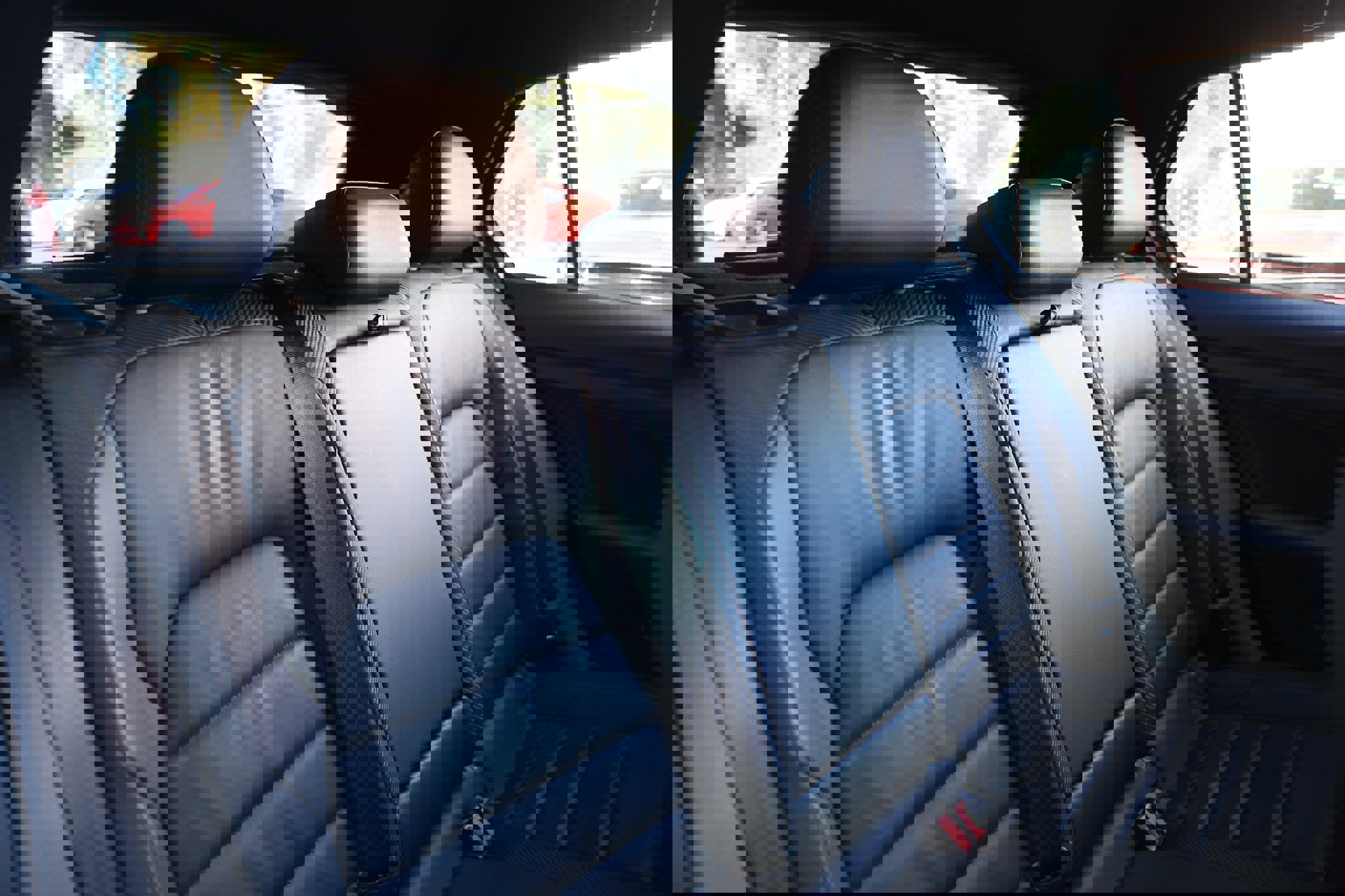 Used 2023 Volkswagen Golf R image 17