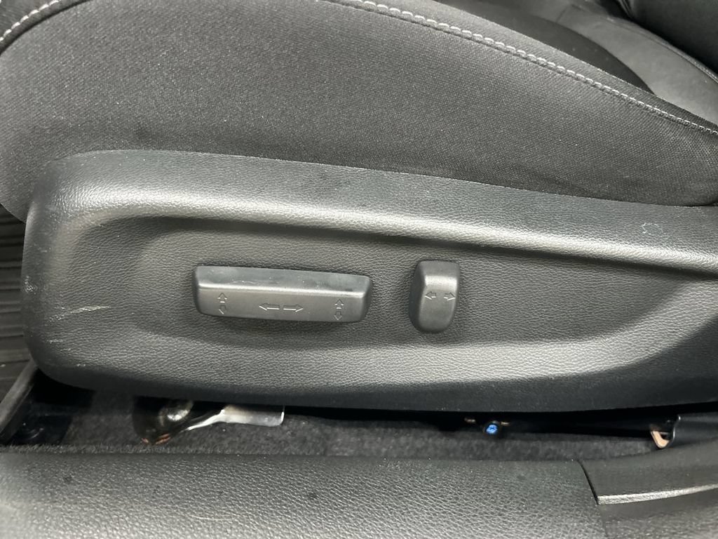 Used 2021 Honda Civic EX image 10