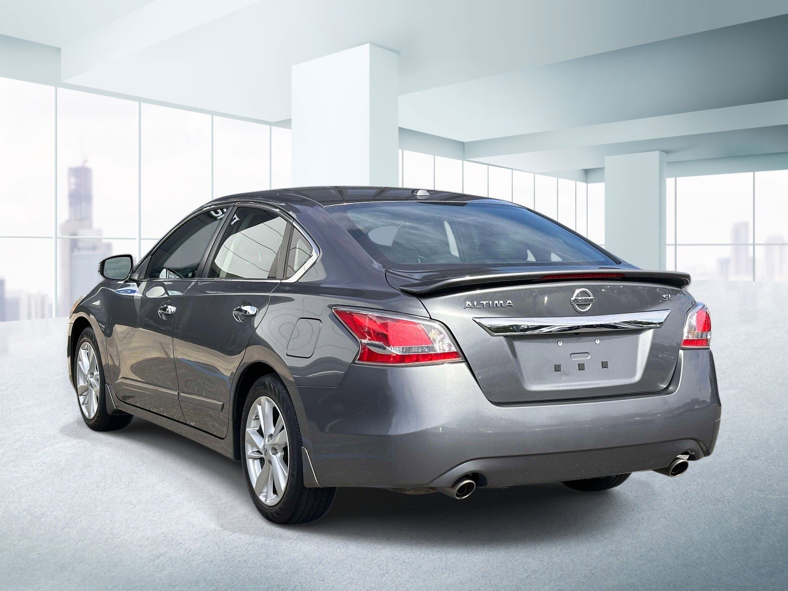 Used 2015 Nissan Altima 2.5 SL w/ Technology Package FWD image 3