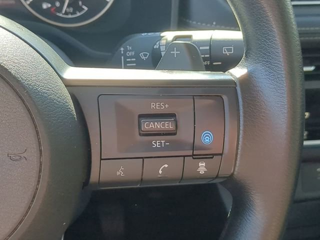 Used 2024 Nissan Rogue SV image 27