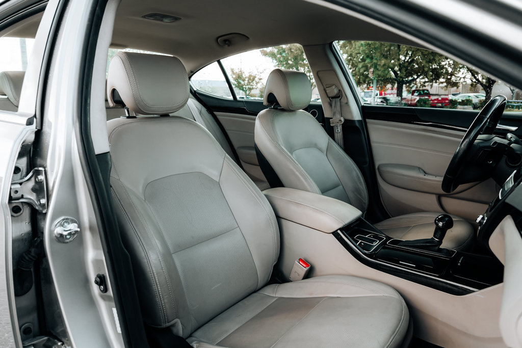 Used 2014 Kia Cadenza Premium FWD image 46