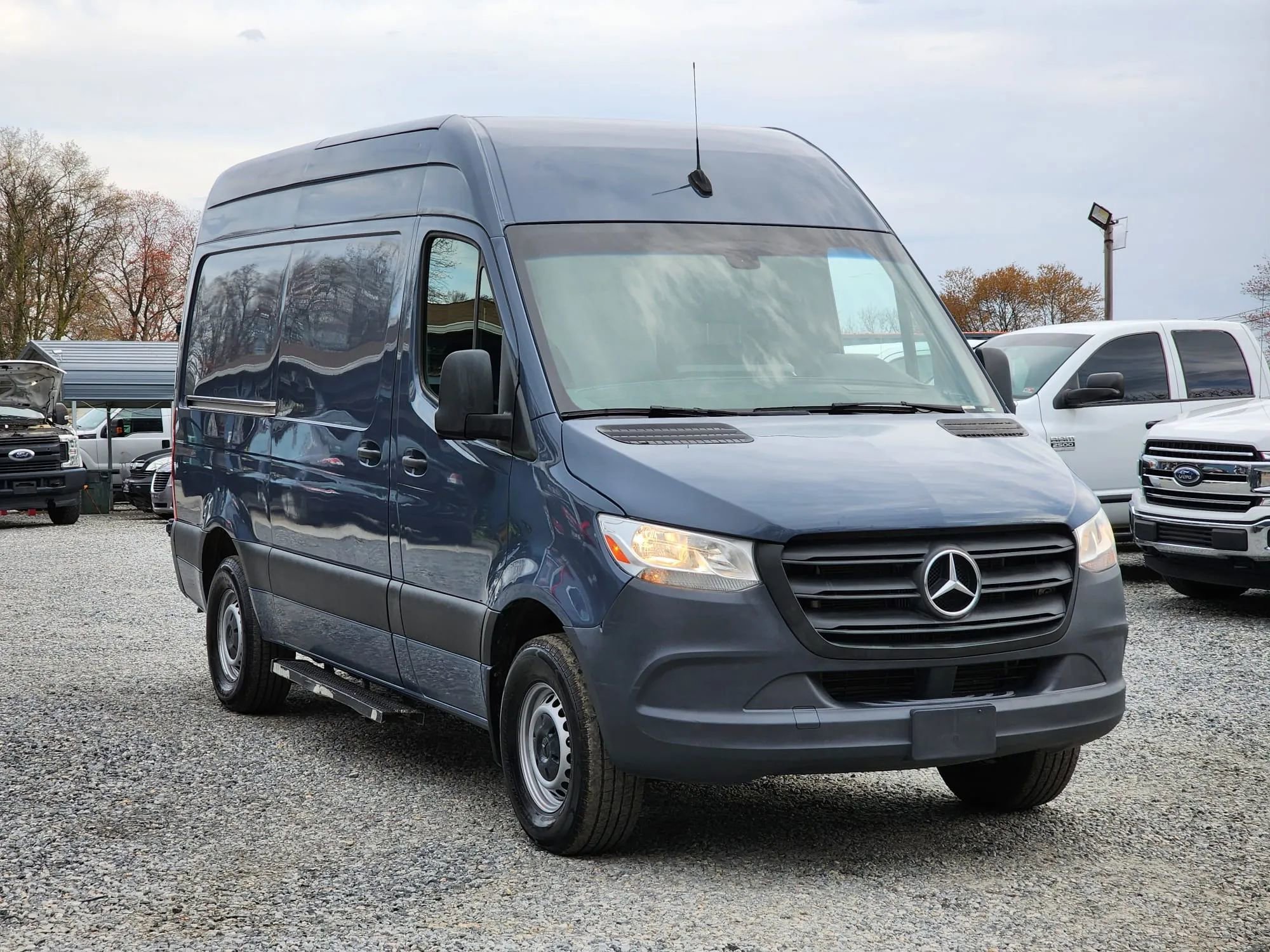 Used 2019 Mercedes-Benz Sprinter 144 image 5