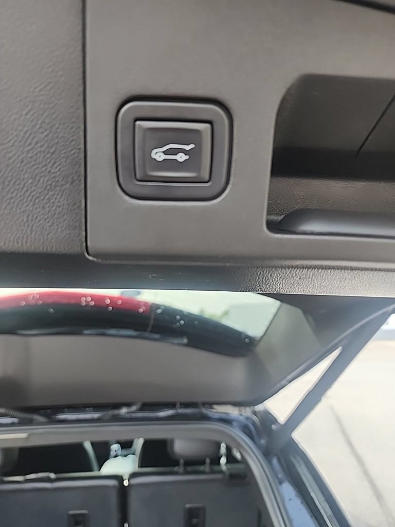 Used 2023 Cadillac XT5 Premium Luxury AWD/4WD image 15