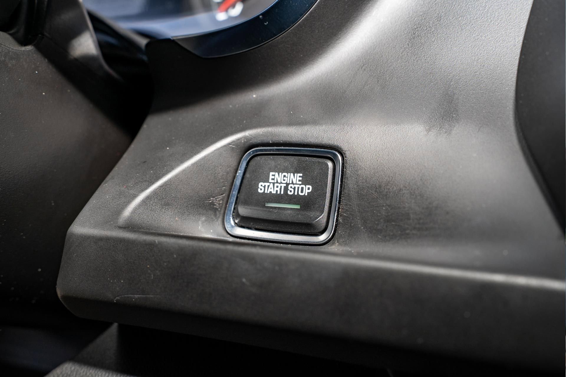 Used 2021 Chevrolet Camaro LT image 25