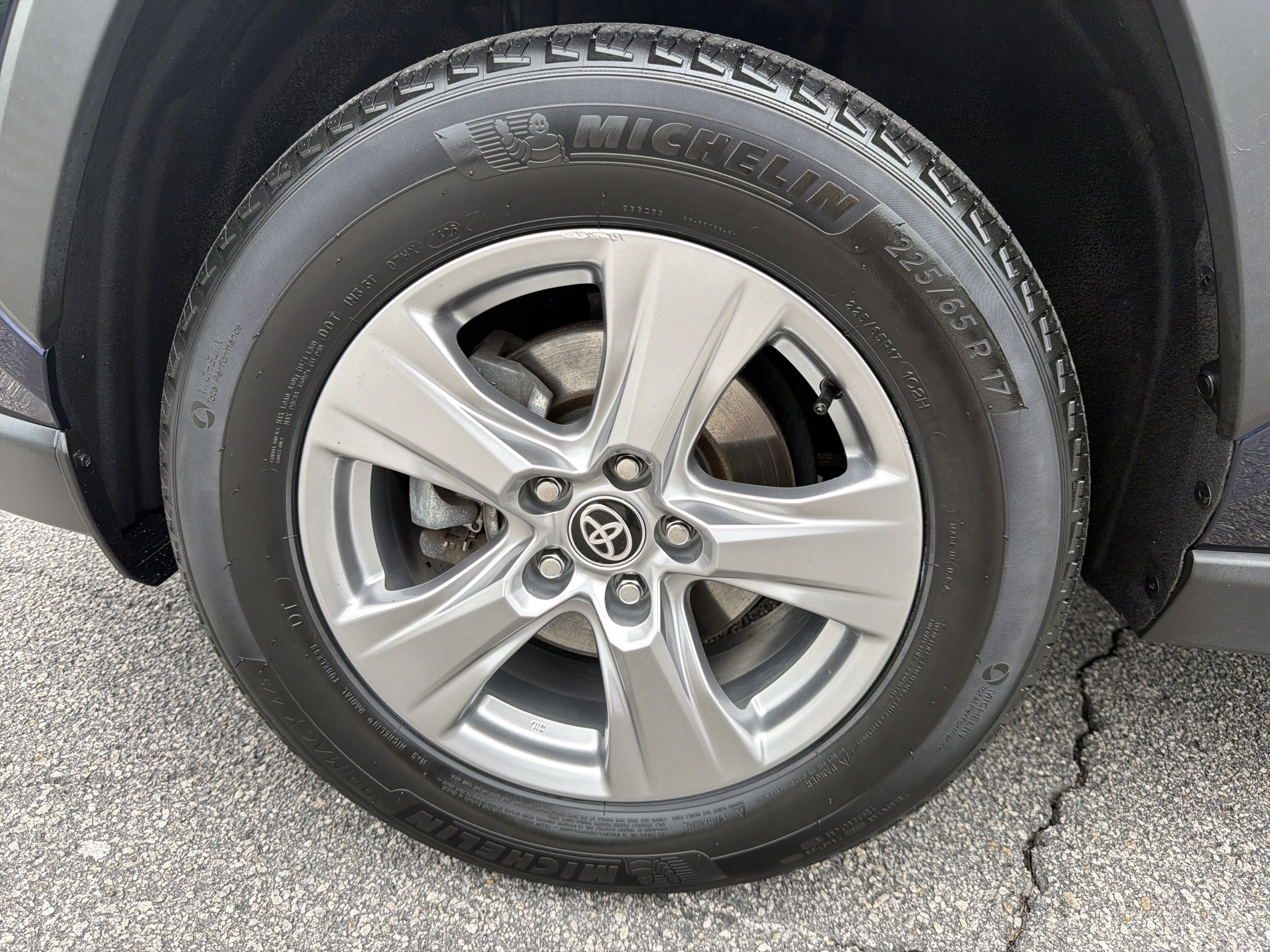 Certified 2024 Toyota RAV4 XLE AWD/4WD image 21