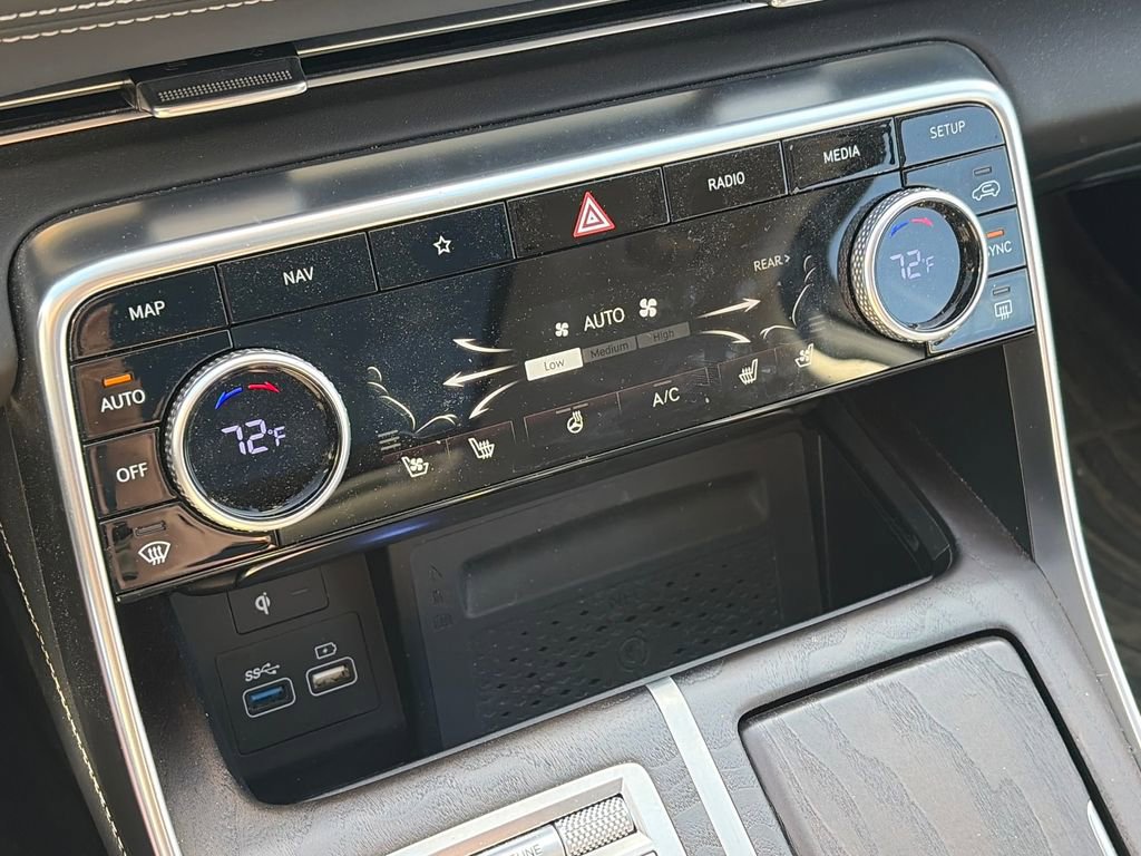 Used 2021 Genesis GV80 3.5T w/ Advanced Package 06 AWD/4WD image 26