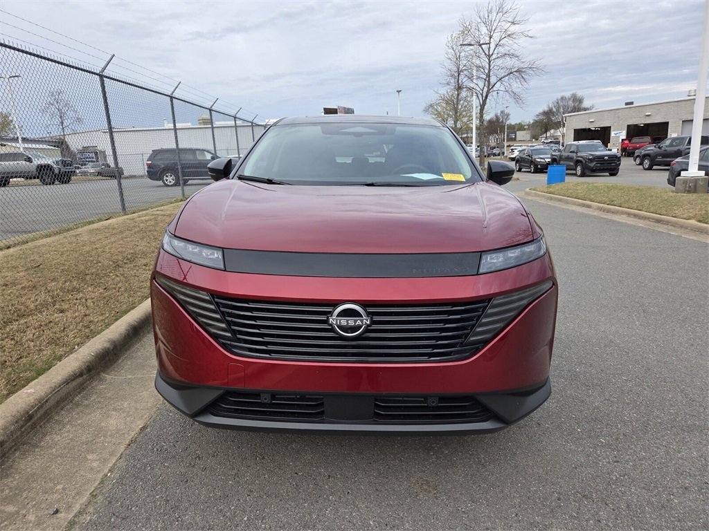 Used 2025 Nissan Murano SL image 2