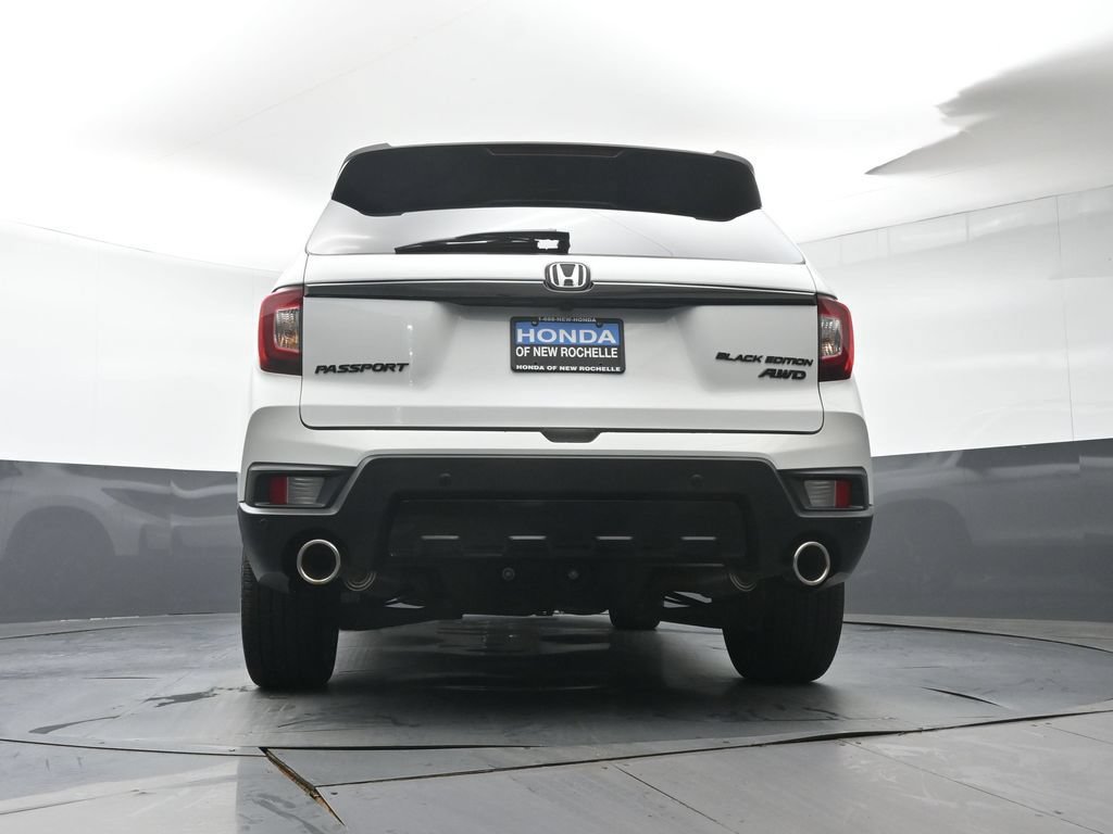 Certified 2024 Honda Passport Black Edition image 32