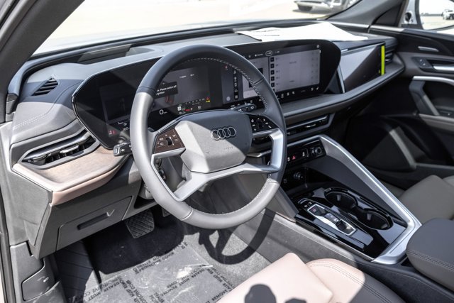 New 2026 Audi Q5 Prestige AWD/4WD image 10