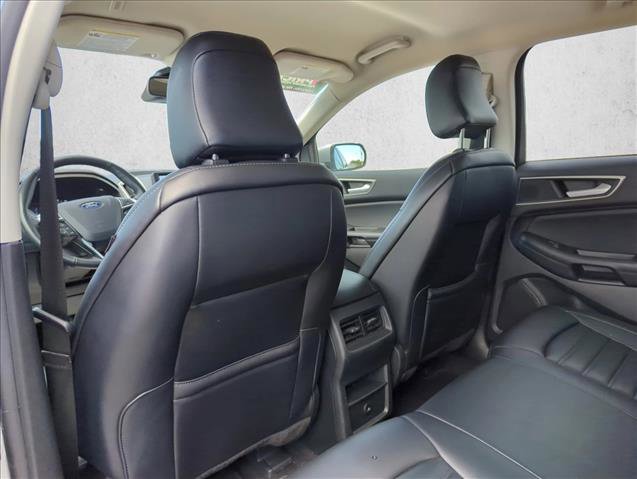 Used 2024 Ford Edge SEL AWD/4WD image 16