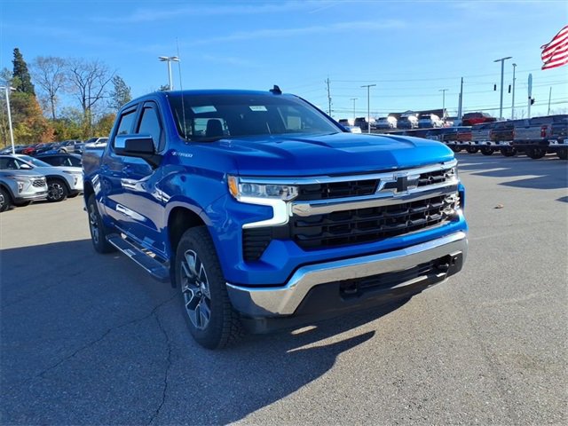 Certified 2025 Chevrolet Silverado 1500 LT w/ Leather Package image 9