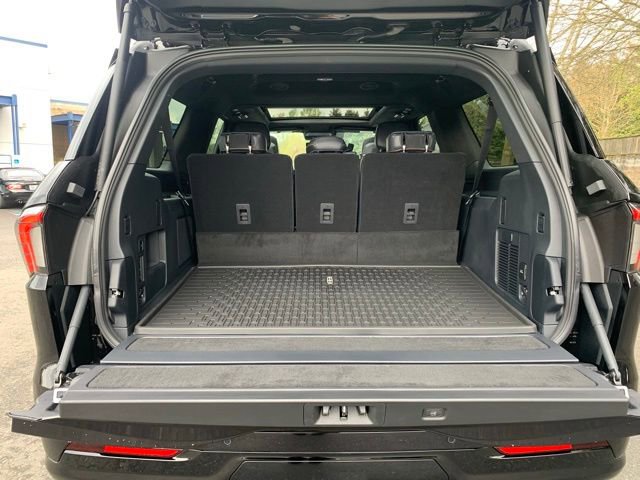 New 2026 Lincoln Navigator L Black Label AWD/4WD image 5
