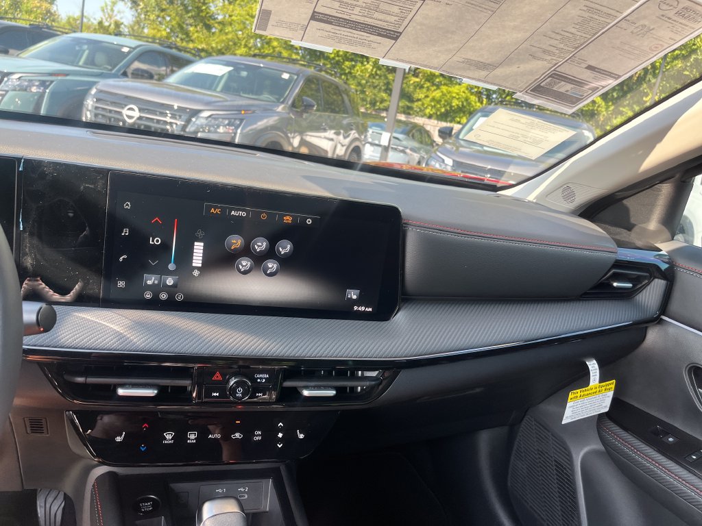 New 2027 Nissan Kicks SR w/ SR Premium Package FWD image 18