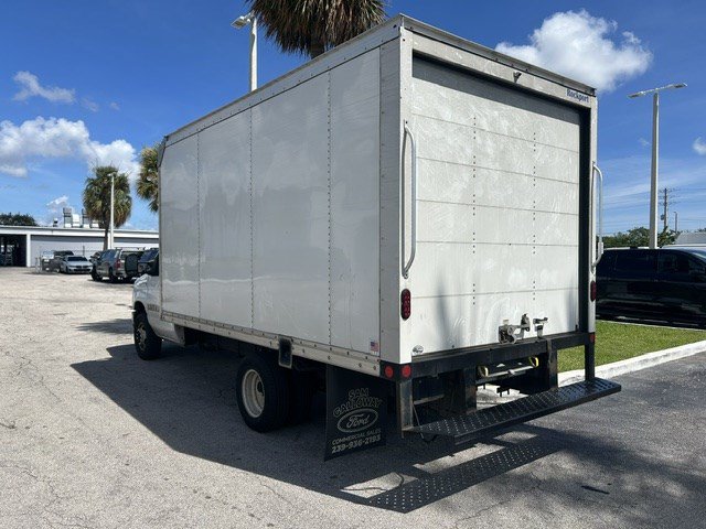 Used 2025 Ford E-350 and Econoline 350 Super Duty w/ Power Equipment Group RWD image 4