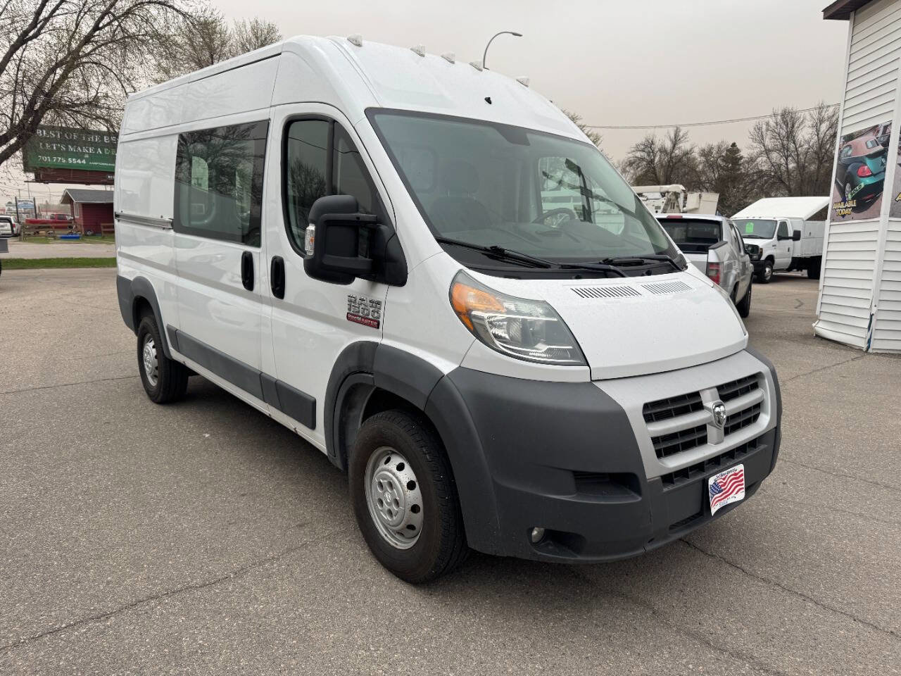Used 2014 RAM ProMaster 1500 w/ Premium Appearance Group FWD image 4