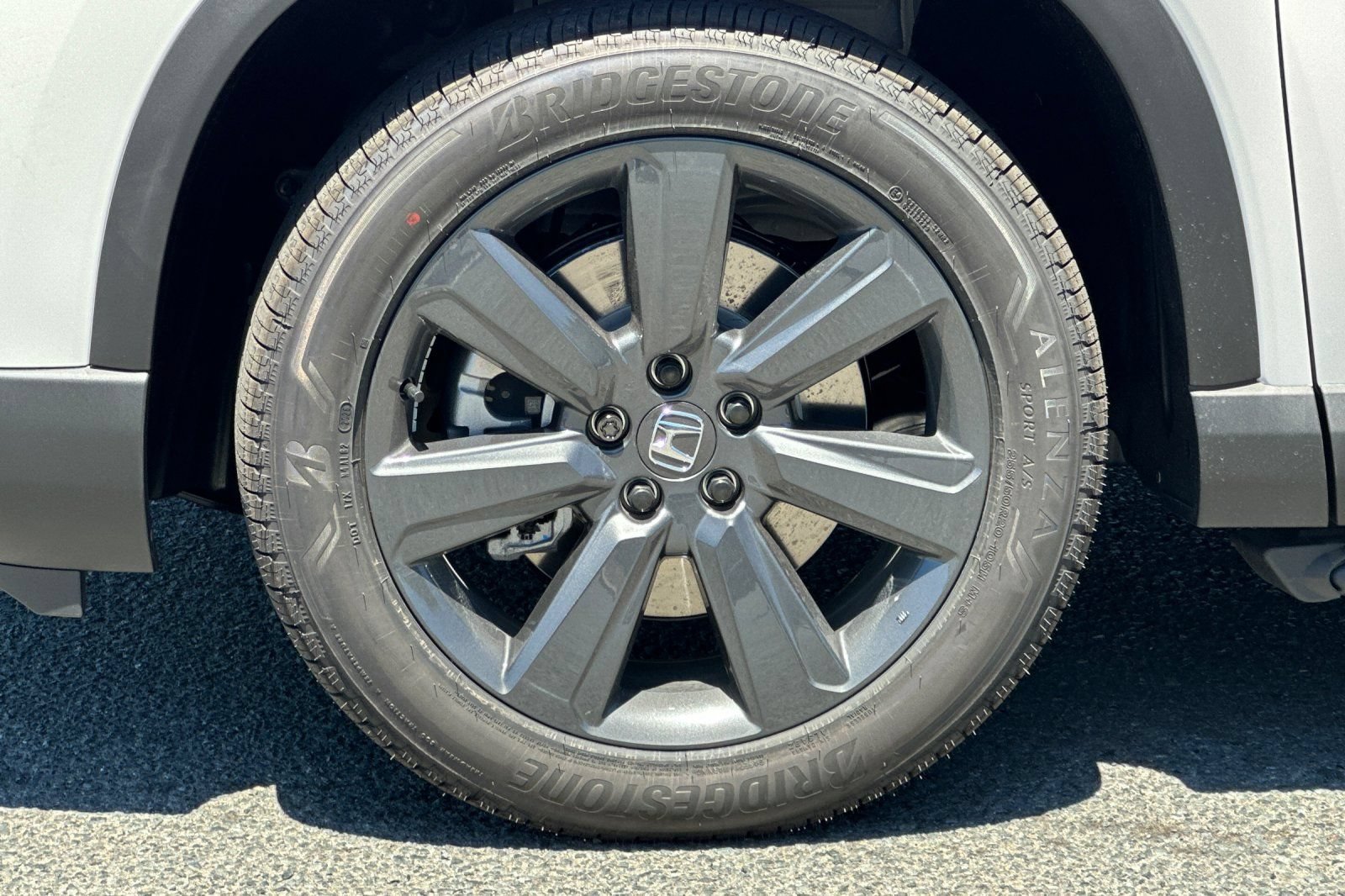New 2026 Honda Pilot Sport image 33