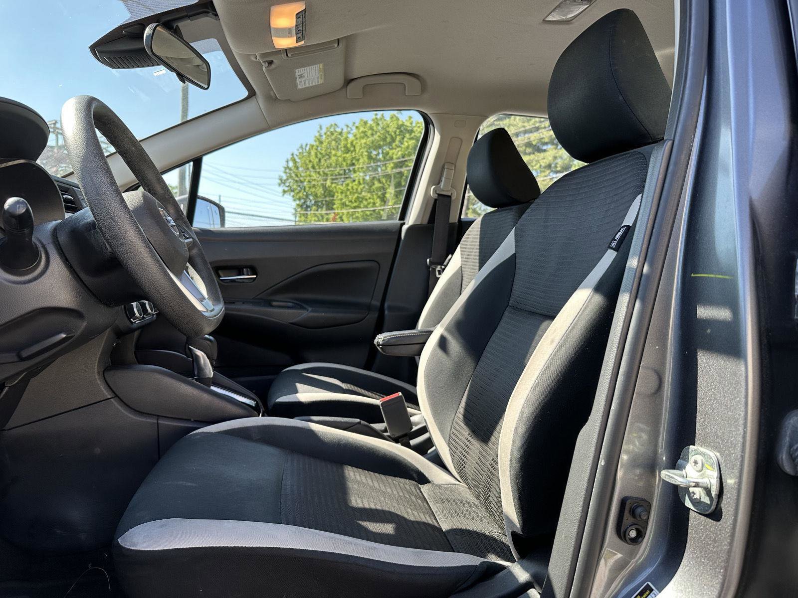 Used 2020 Nissan Versa SV FWD image 11