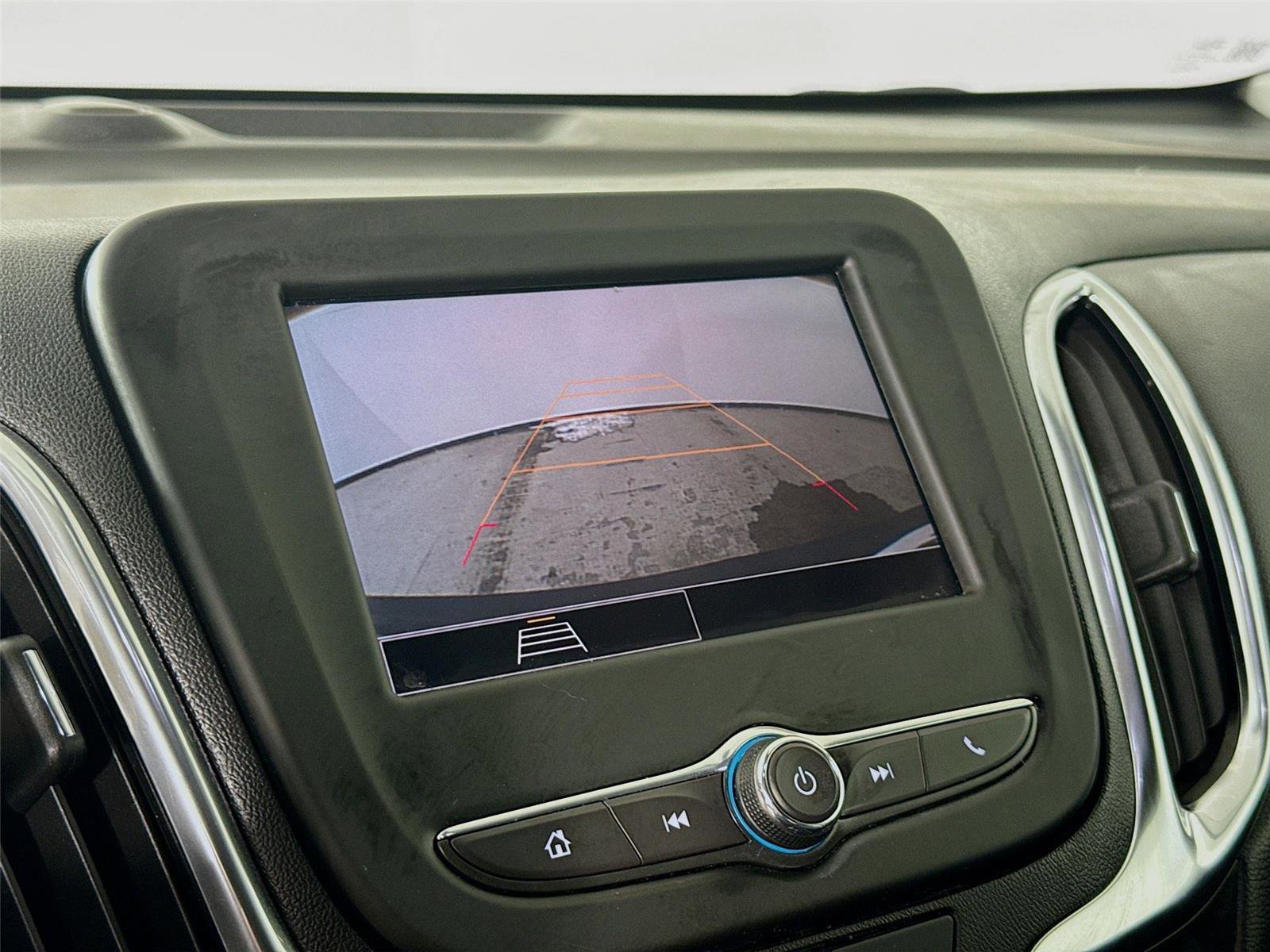 Used 2022 Chevrolet Equinox LT image 14