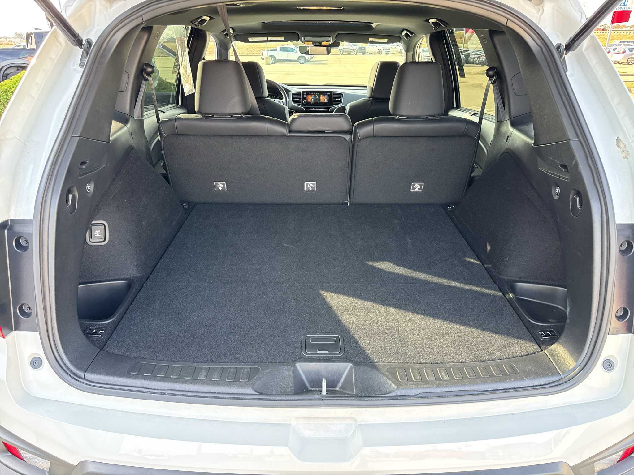 Used 2022 Honda Passport Elite image 19