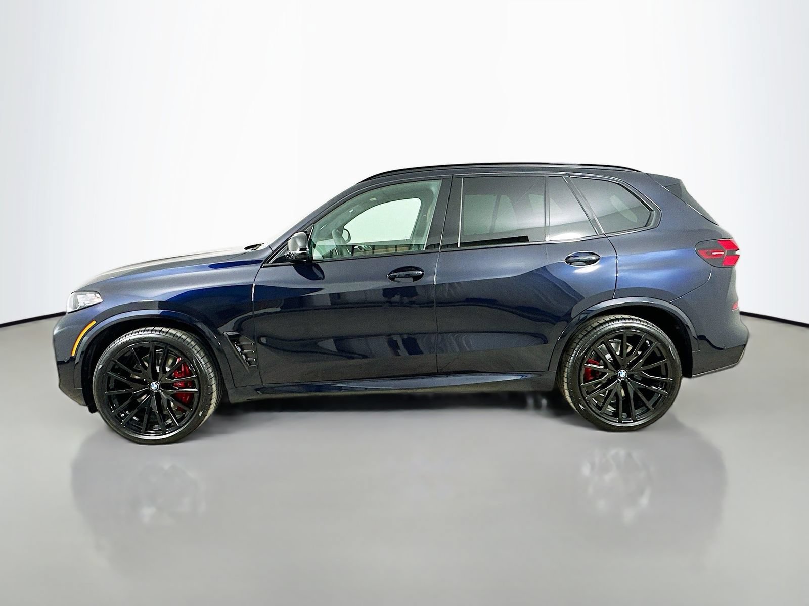 New 2026 BMW X5 M60i AWD/4WD image 8