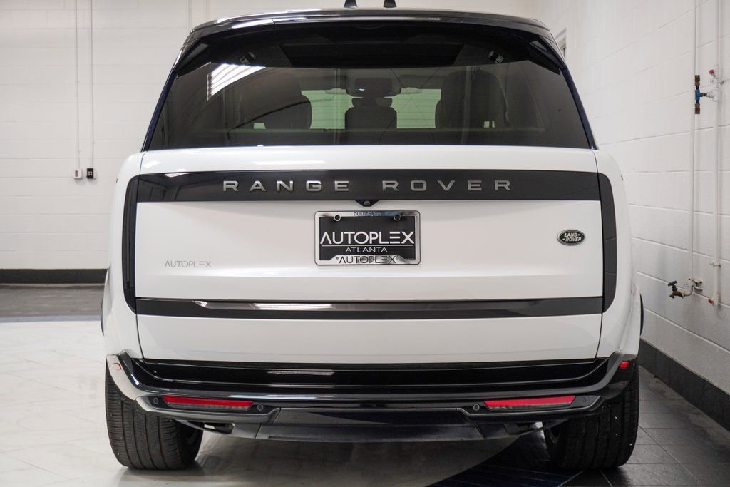 Used 2023 Land Rover Range Rover SE image 13