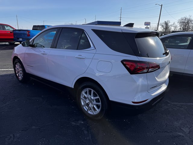 Used 2024 Chevrolet Equinox LT w/ LPO, Floor Liner Package image 4
