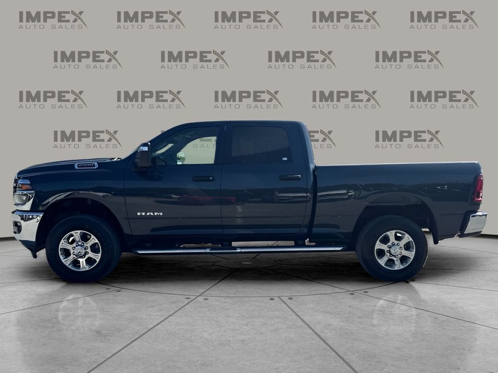 Used 2025 RAM 2500 Big Horn AWD/4WD image 2